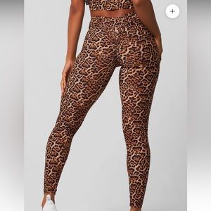 LiciFit Cheetah High Waist Scrunch Legging